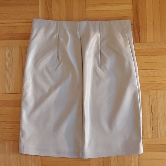 Dynamite faux leather skirt - Picture 2 of 2